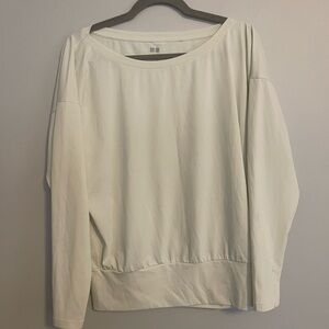 Uniqlo Women's Cream Sweatshirt